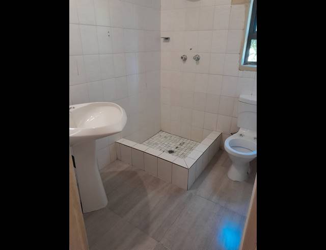 5 BEDROOM FREEHOLD FOR SALE IN THE ORCHARDS